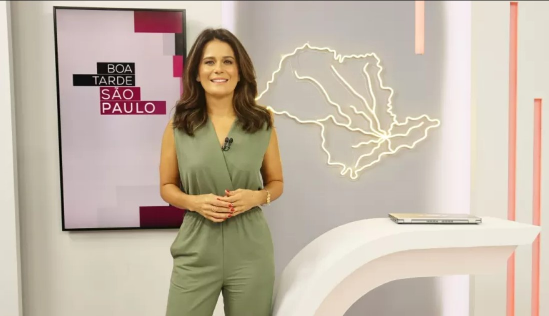 Adriana Araújo comandou o Boa Tarde São Paulo durante 8 meses