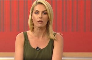 Ana Hickmann está no comando do Hoje Em Dia desde a estreia do matinal na Record- Foto: Reprodução