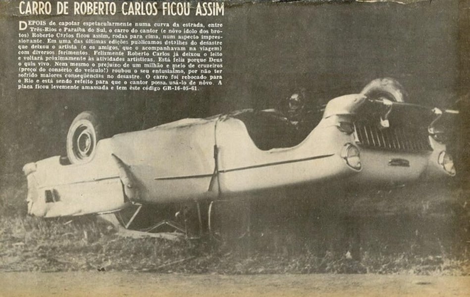 Carro de Roberto Carlos após acidente em 1964