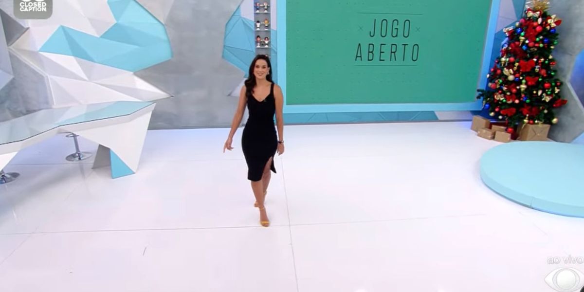 Lívia Nepomuceno comandou o Jogo Aberto ao vivo nesta segunda (26)