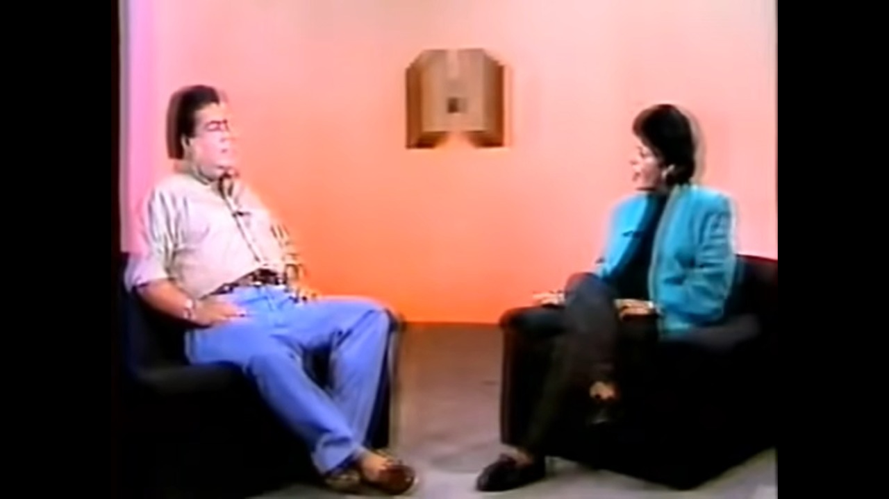 Faustão em entrevista à Leda Nagle, no Jornal Hoje, em 1989 (Foto: Reprodução/YouTube)