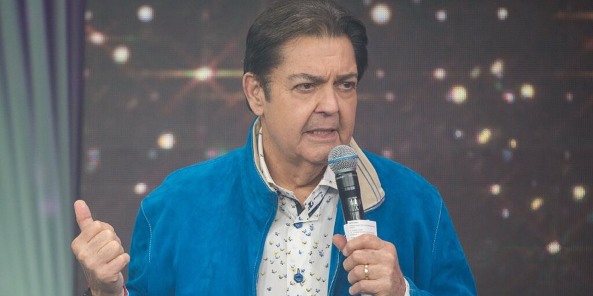 Faustão vem comandando um programa diário (Foto: Reprodução / Band)