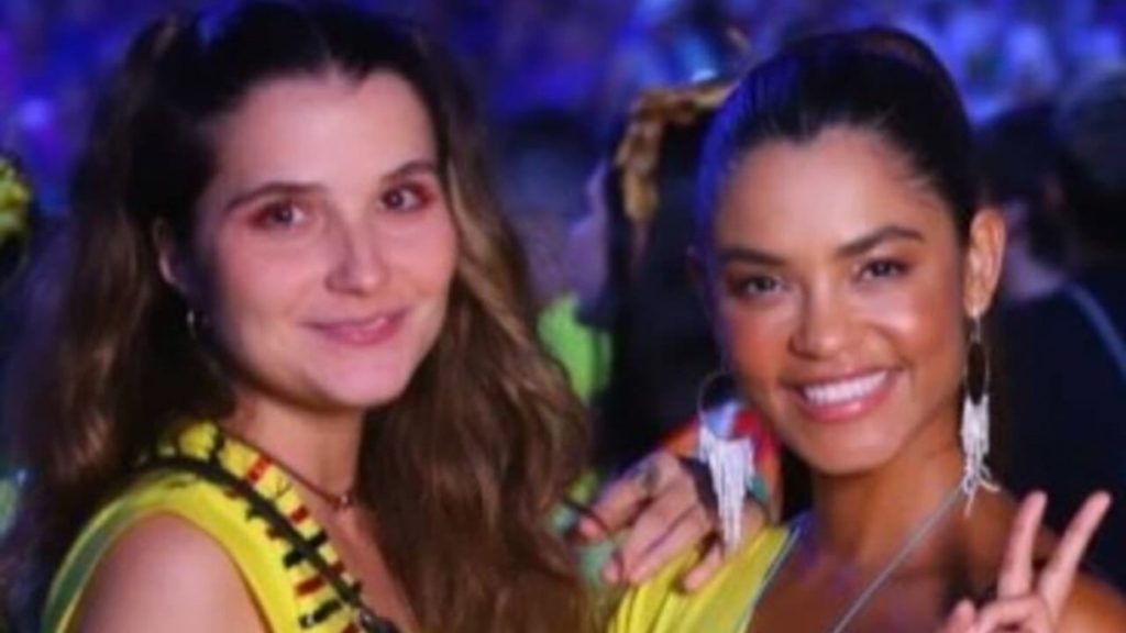 Lucy Alves e Victoria Zanetti - Foto Reprodução