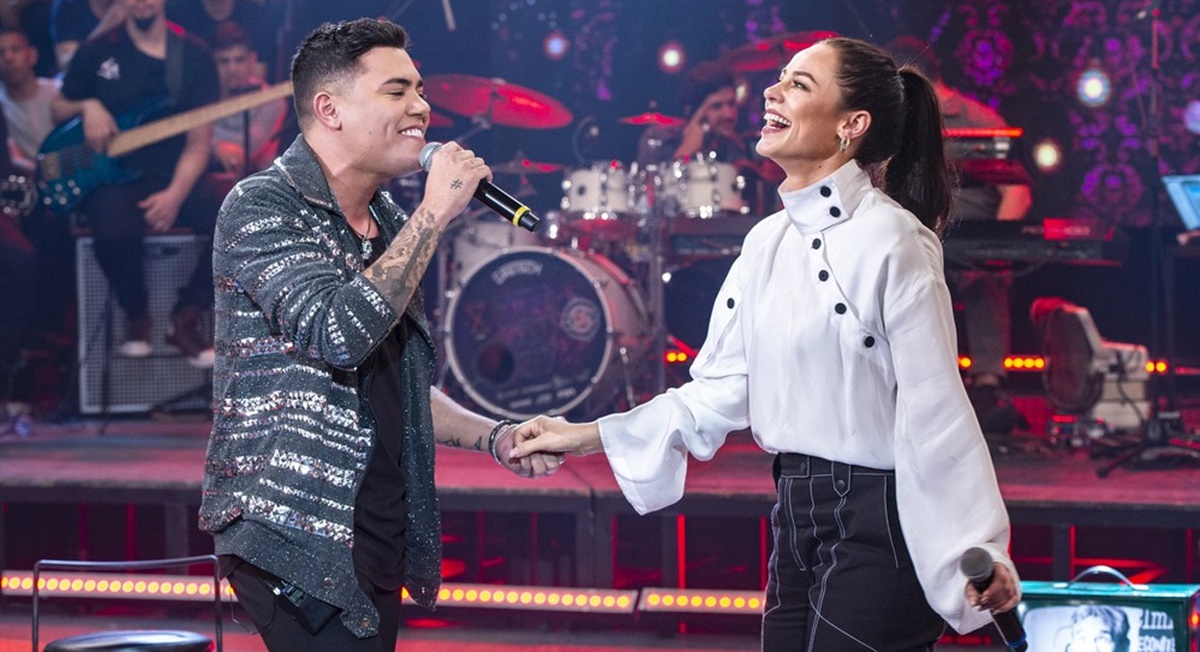 Sertanejo cantou e encantou pra toda vida atriz da Globo em momento marcante no Altas Horas (Foto: Divulgação/ Globo)