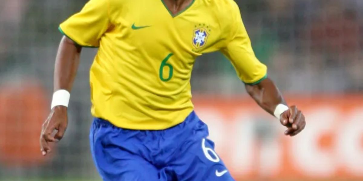 Richarlyson: carreira, vida e mais sobre o comentarista do futebol da Globo