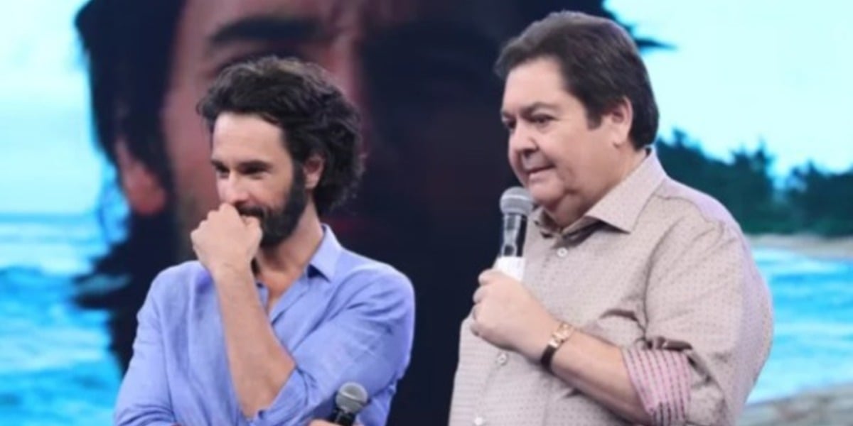 Faustão cometeu gafe em entrevista com Rodrigo Santoro e afirmou que famosa estava morta 