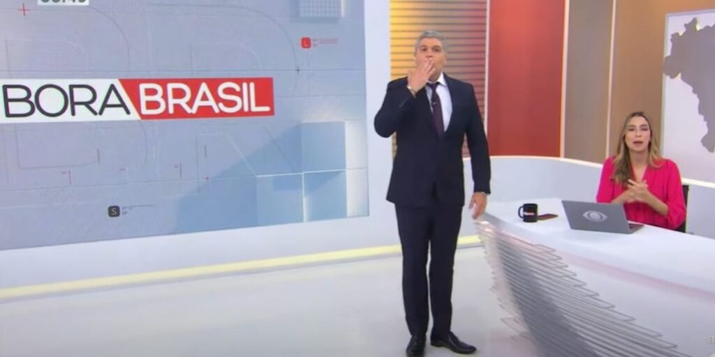 Joel Datena Paralisa Jornal Na Band Para Se Declarar Ao Seu Amor