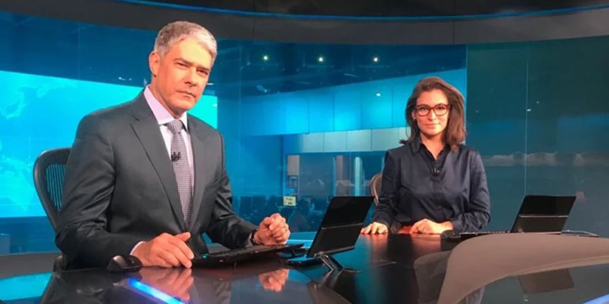 Jornal Nacional William Bonner e Renata Vasconcellos recebem este valor mensalmente da Globo - Foto Reprodução