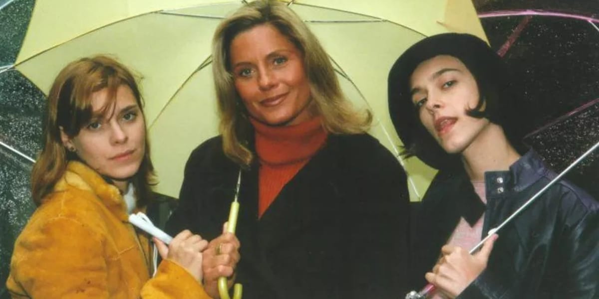 Julia Feldens, Carolina Dieckmann e Vera Vischer em Laços de Família (Reprodução: Globo)