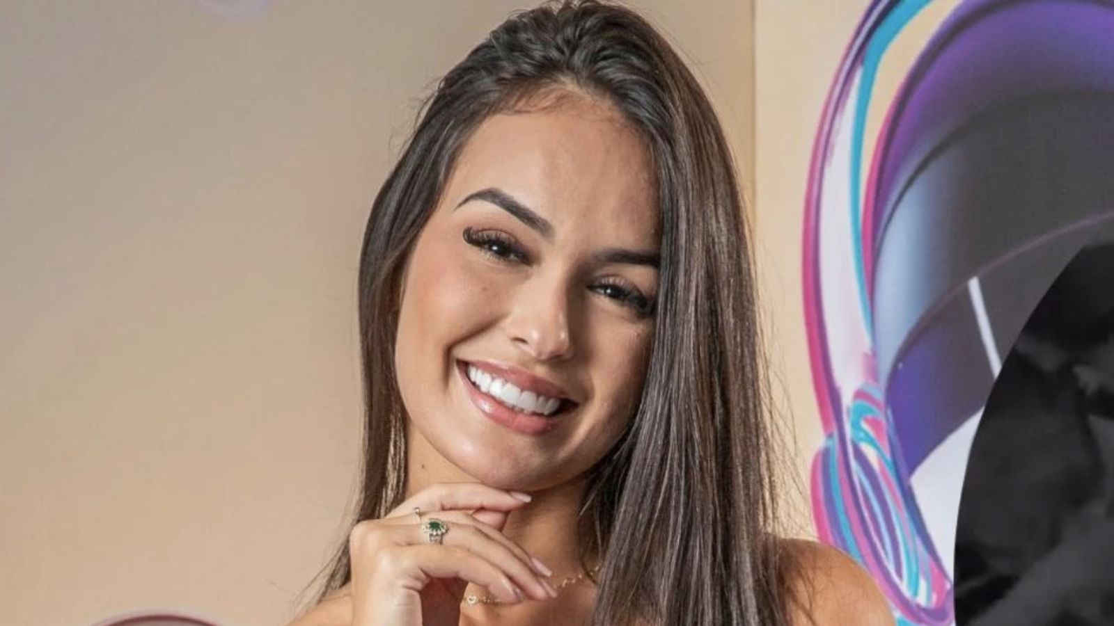 Larissa surta no BBB23 e diz que todo mundo é alvo