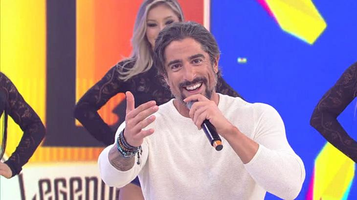 Marcos Mion sob comando do 'Legendários', na Record TV, em 2017 (Foto: Divulgação)