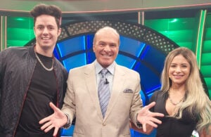 Enaldinho, Marcelo e Nathalia Valente (Foto: Divulgação / RedeTV!)