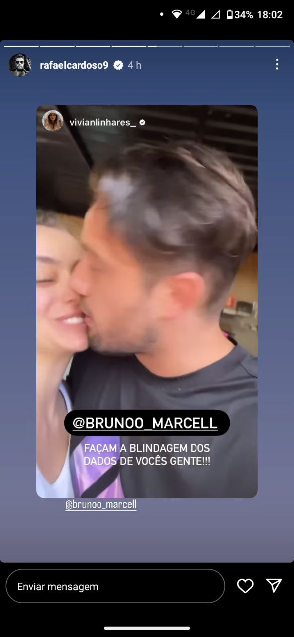 Rafael Cardoso surgiu beijando modelo (Foto: Reprodução/ Instagram)