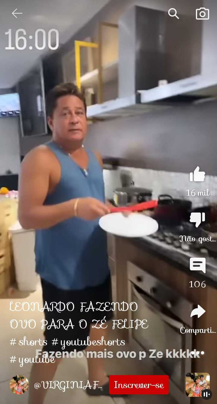 Leonardo surgiu na web fritando ovo para o filho, Zé Felipe (Foto Reprodução/YouTube)