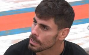 Cara de Sapato foi um dos participantes do BBB23 que ficou assustado com o esporro da produção (Foto: Reprodução / Globoplay)