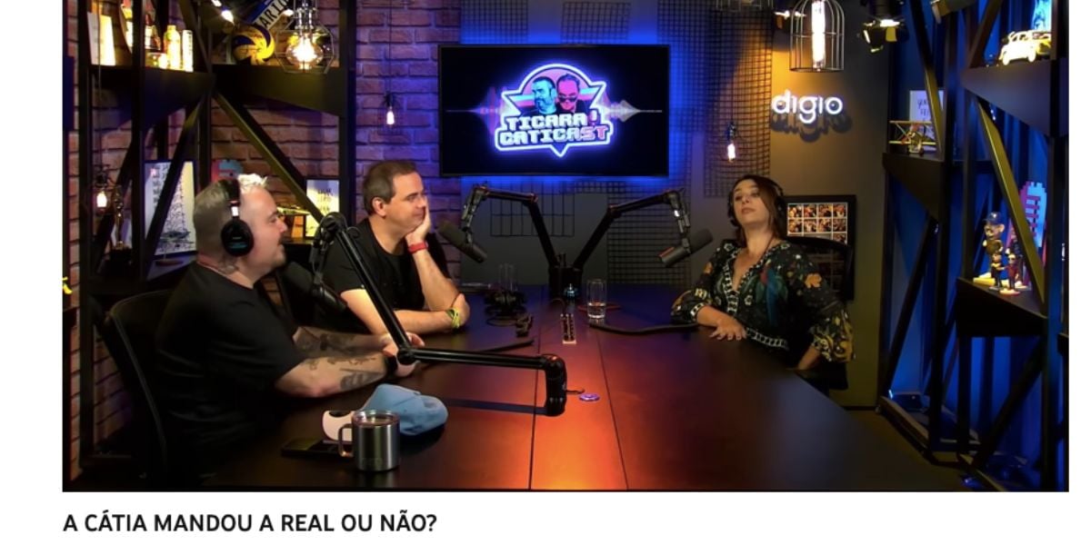 Durante entrevista, Cátia Fonseca confessa que conheceu pessoa que trabalhou no BBB e admitiu que participantes faziam cocô e passavam na parede (Foto: Reprodução / YouTube) 