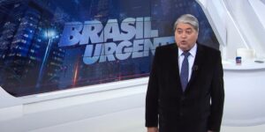 O apresentador Datena ao vivo no Brasil Urgente (Foto: Reprodução)