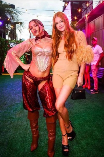 Anitta e Marina Ruy Barbosa - Foto Reprodução