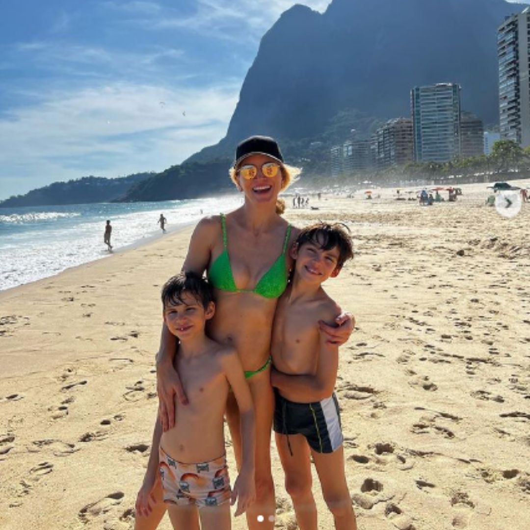 Anne Lottermann publicou duas fotos com os filhos nas redes sociais e encantou o público (Reprodução - Redes Sociais)