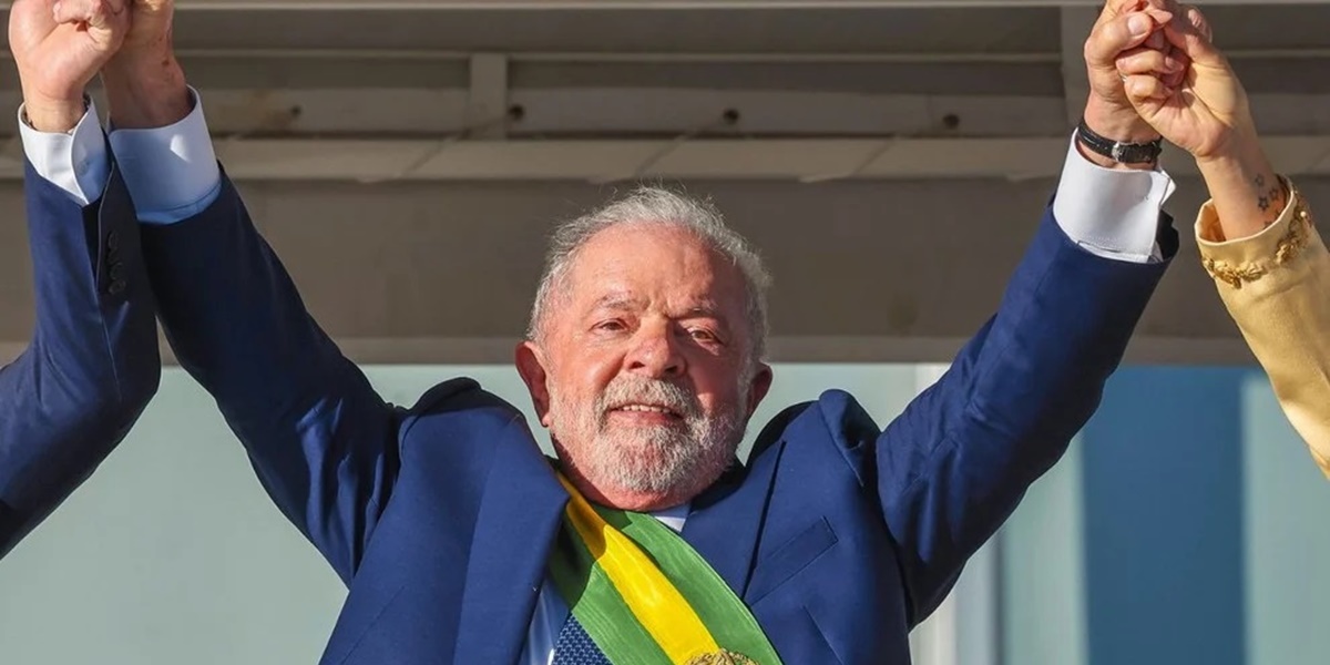 Após derrotar Jair Bolsonaro, Lula assumiu oficialmente a presidência do Brasil (Foto: Reprodução)