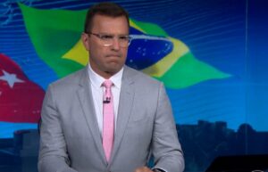 Bocardi teve que abrir o seu plantão no JN com um triste notícia- Foto: Reprodução/GloboPlay