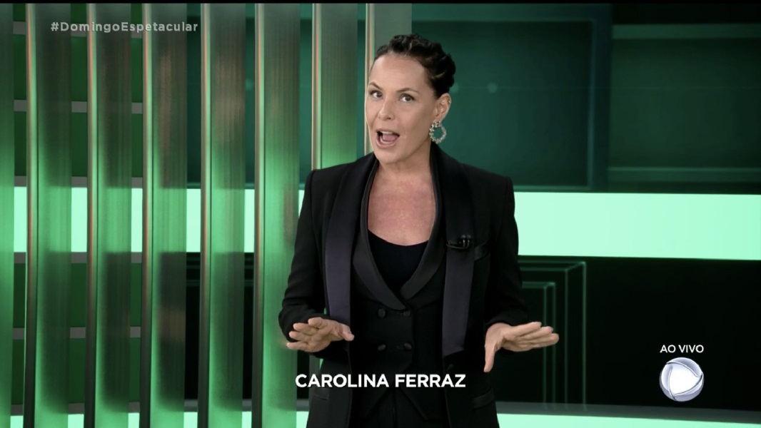 Carolina Ferraz no 'Domingo Espetacular' (Foto: Reprodução/ Record)