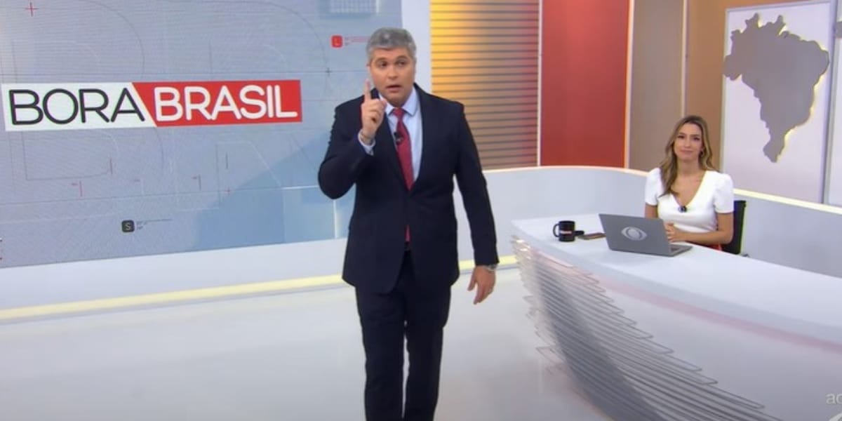 Joel Datena voltou do intervalo e fez um alerta aos seus telespectadores sobre alguns apresentadores (Reprodução: Bora Brasil/ Band)