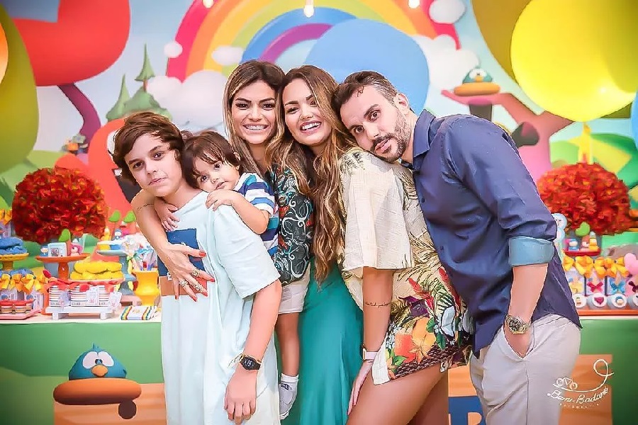 Kelly Key ao lado da família (Foto: Reprodução/ Instagram)