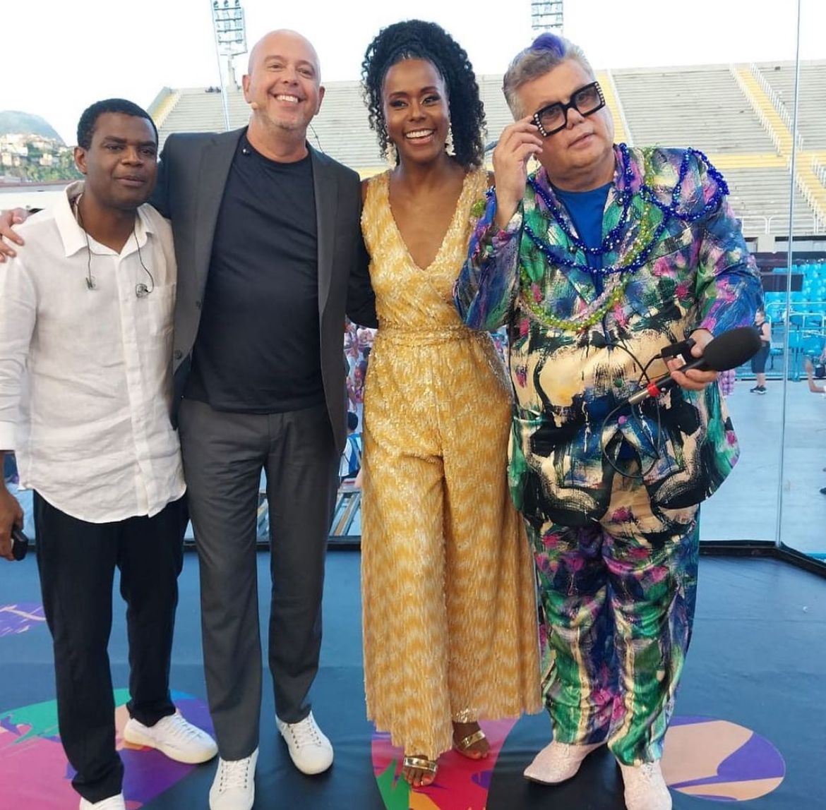 Maju Coutinho e equipe da Globo na transmissão do Carnaval 2023 - Foto Reprodução Instagram
