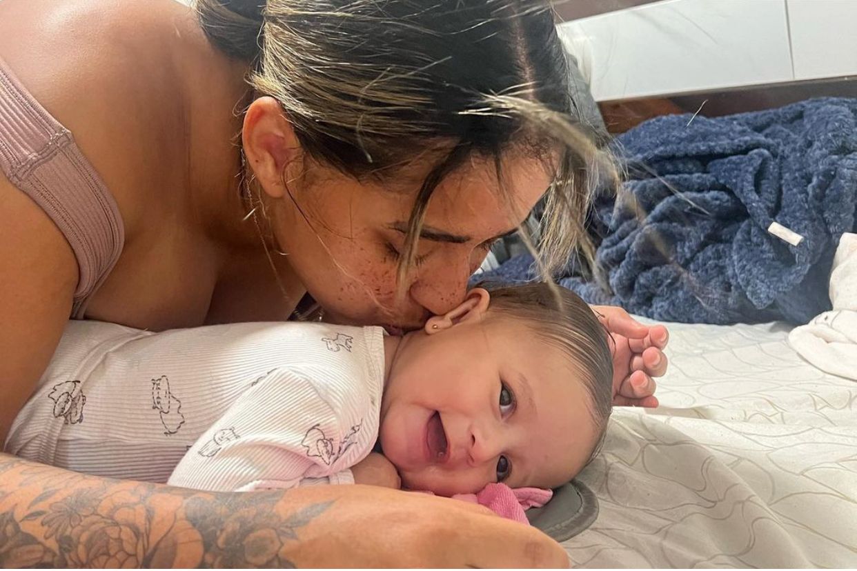 Mc Loma usou as redes sociais para comemorar os 5 meses de sua filha, Melanie (Reprodução - Instagram)