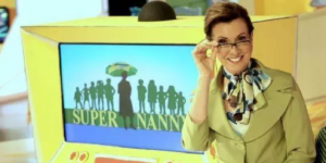 Supernanny vive assim após sucesso no SBT e está irreconhecível (Foto: Divulgação/ SBT)