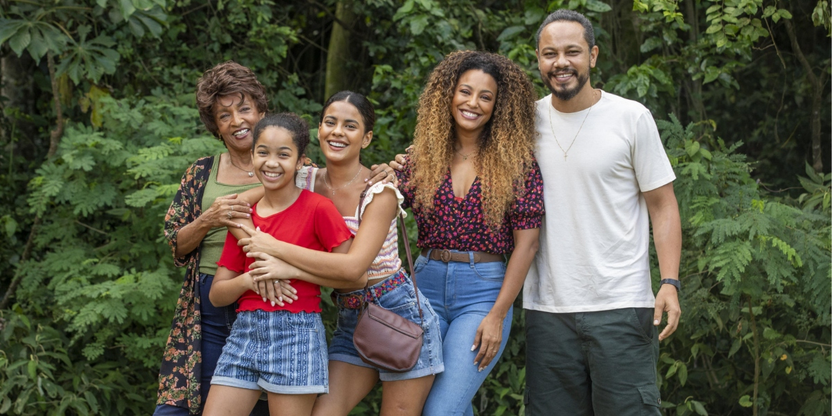 Família de Sol em "Vai Na Fé" (Foto: Divulgação/TV Globo)