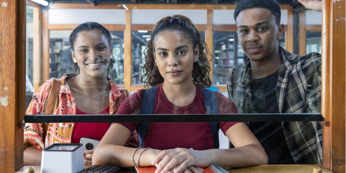 Parte do elenco jovem de "Vai Na Fé" (Foto: Divulgação/TV Globo)