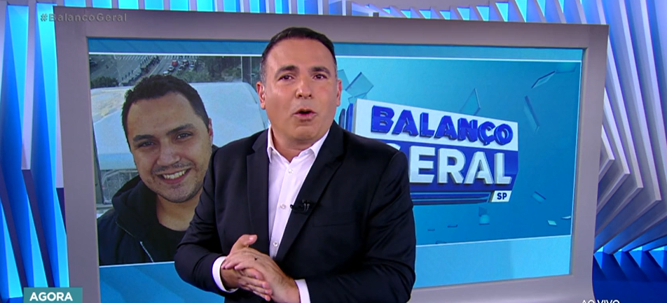 Gottino cai em lágrimas, ao vivo, ao falar sobre situação de jornalista da Record (Foto Reprodução/R7)