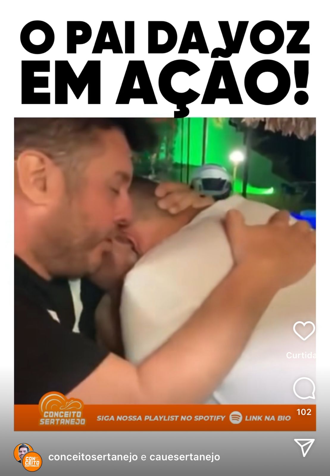 Bruno, dupla de Marrone, cantando no ouvido do cantor Marcos Malaquias - Foto Reprodução Instagram