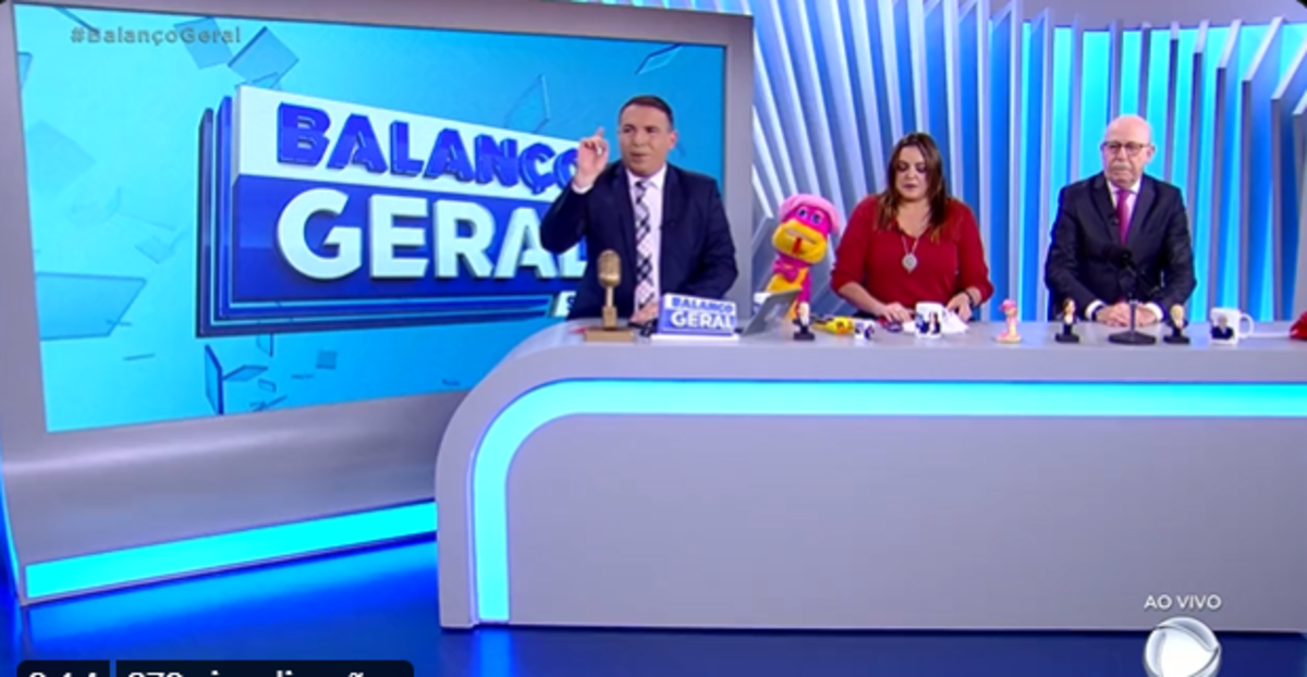 Reinaldo Reipert e Fabíola Gottino trouxeram na "Hora da Venenosa" dessa quarta feira (08) a atitude que Simaria teve durante palestra que deu no Dia Internacional das Mulheres, pela Onu Brasil (Foto Reprodução/Internet)