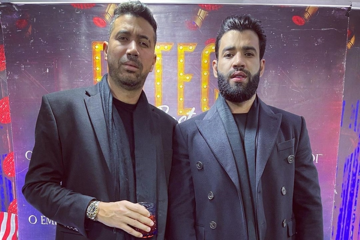 Gusttavo Lima e seu irmão Luciano Lima nos bastidores de um evento - Foto Reprodução Instagram