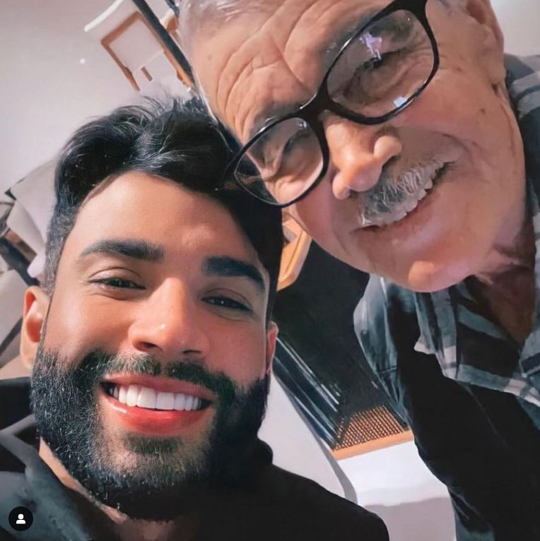 Gusttavo Lima e seu pai, Alcino Lima - Foto Reprodução Internet