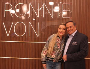 Imagem do post Ao ‘Manhã do Ronnie’, Luiza Possi revela que Fátima Bernardes salvou seu casamento