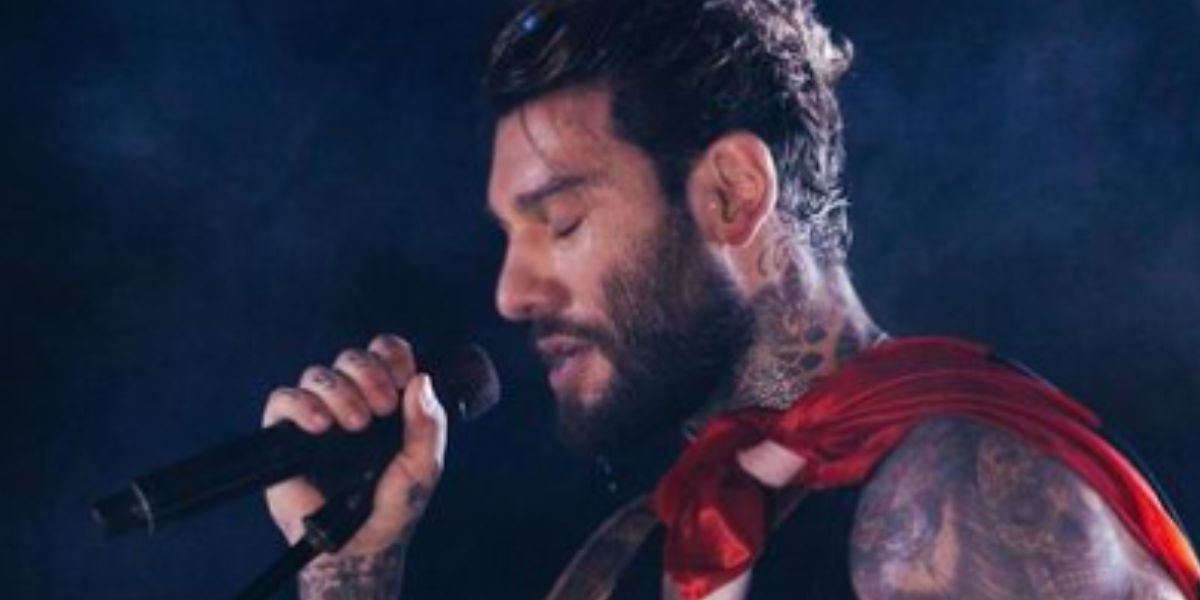 Lucas Lucco em um show em Angola, África 