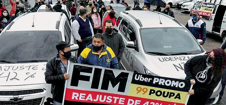 Protesto de motorista de aplicativo do Uber, em Porto Alegre - Foto Reprodução Internet