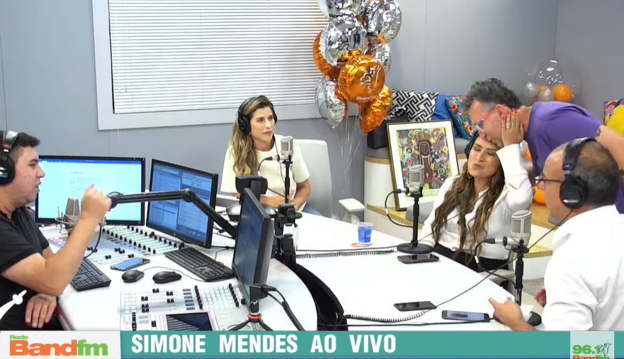 Simone Mendes e Neto, durante entrevista na Band FM - Foto Reprodução YouTube