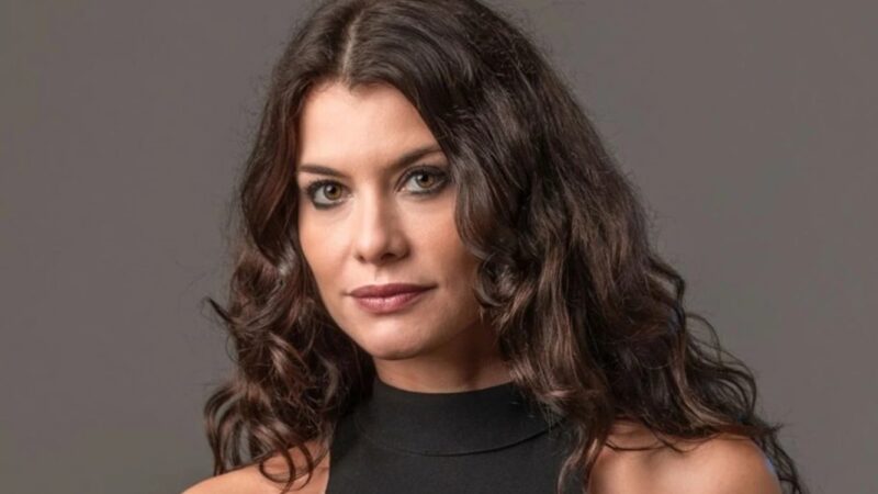 Alinne Moraes Se Declara Para Mulher Choca Público E Marido Se Revolta