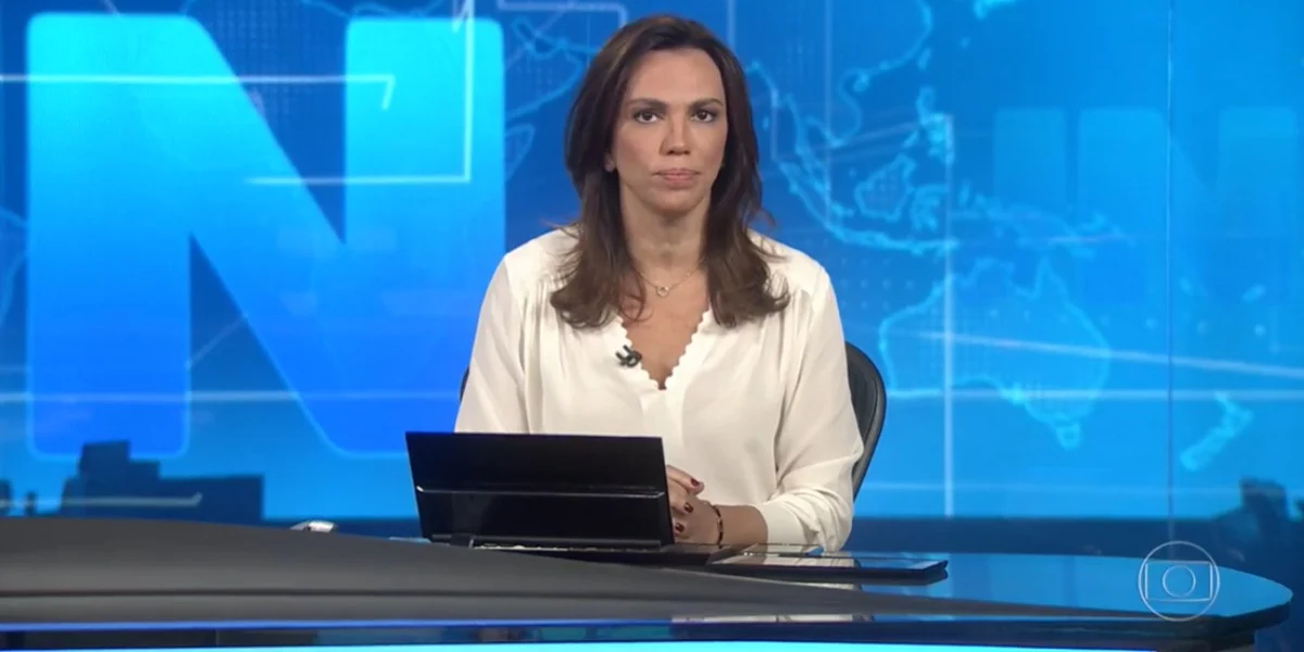 Ana Paula cobriu as férias de Renata Vasconcellos no "Jornal Nacional" (Foto Reprodução/TV Globo)