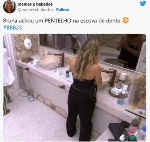 Bruna Griphao encontra "pentelhos" em sua escova de dente no BBB23 (Foto: Reprodução / Twitter)