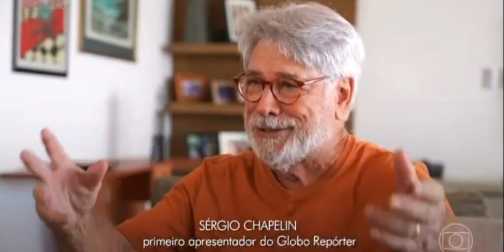 Sérgio Chapelin relembrando sua passagem pelo jornal da emissora (Reprodução: Globo)