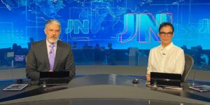 William Bonner e Renata Vasconcellos juntos na bancada do Jornal Nacional (Foto: Divulgação / TV Globo)