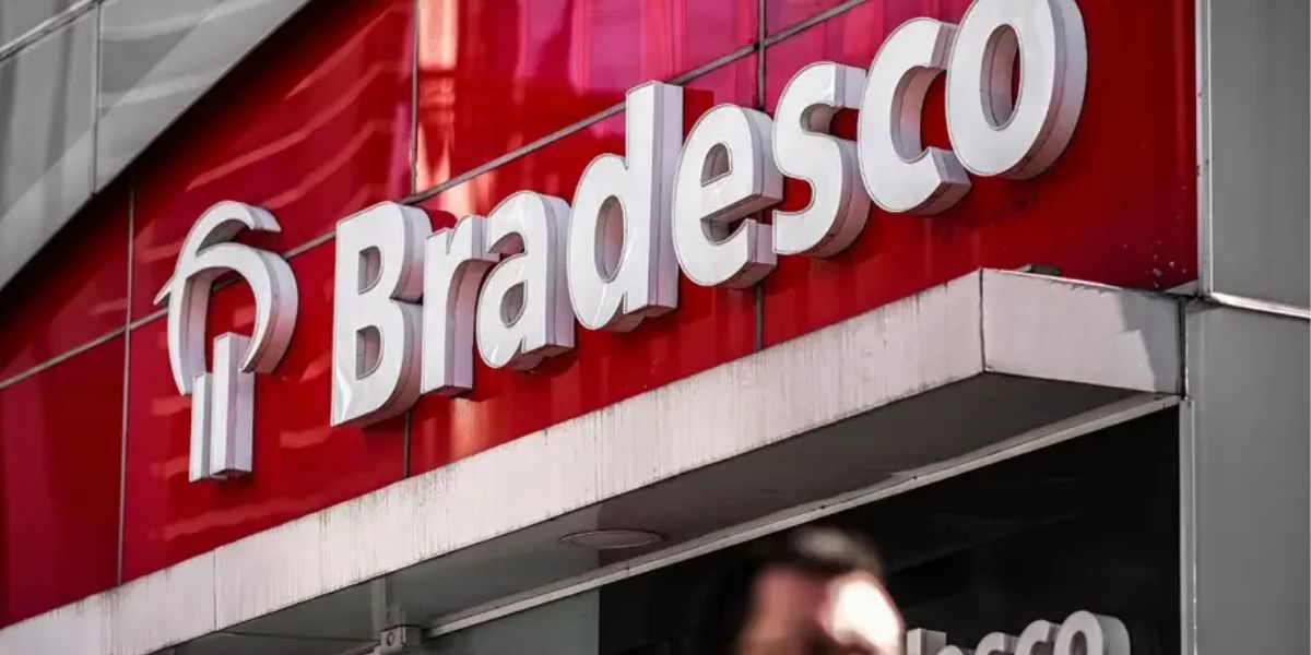 Bradesco faz anúncio IMPORTANTÍSSIMO para todos os clientes aposentados - Foto Reprodução Internet