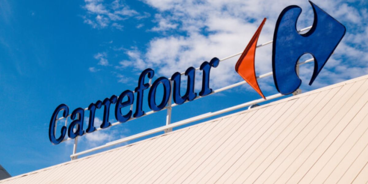 Carrefour emite comunicado aos clientes (Reprodução/Internet)