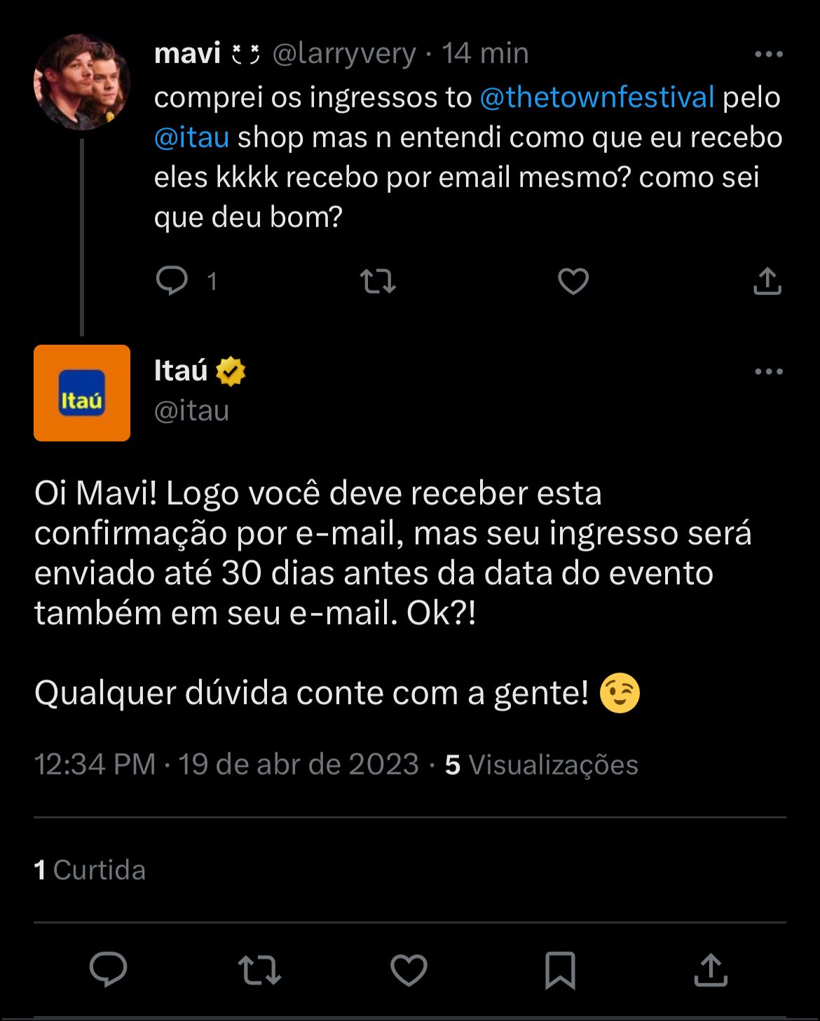 Clientes comemoram a compra do ingresso do The Town pelo Itaú - Foto Reprodução Twitter